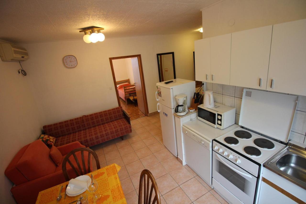 Guesthouse Marija Novi Vinodolski Zewnętrze zdjęcie